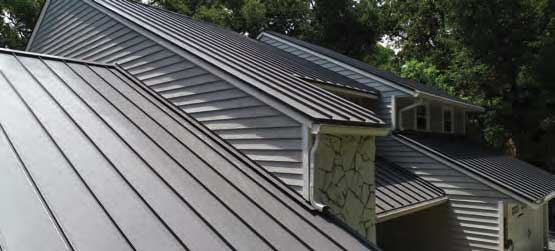 Metal roofing system with sidewall and headwall flashing installed by Prime Roofing — durable roof option for Florida homeowners