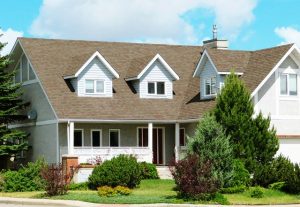 Well-maintained single-family Florida home – learn the signs you may need a roof replacement